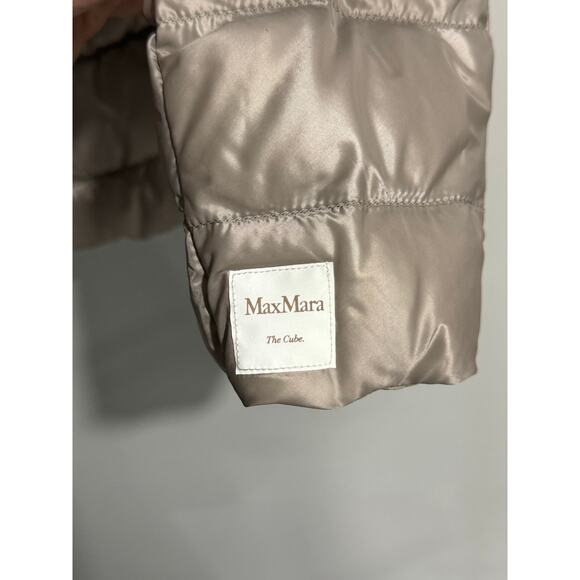 Max Mara “B-soft” Cropped Puffer Jacket – Cream – Size IT 2 - Picture 8 of 10